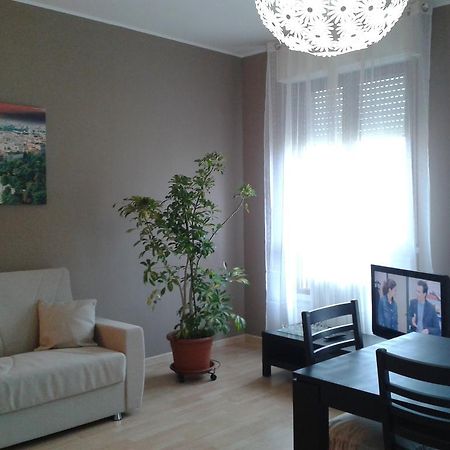 Milan Certosa 3 Bedrooms エクステリア 写真